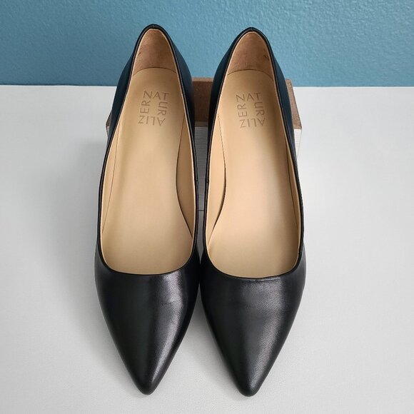 NATURALIZER ~ GIA Kitten Heels ~ Black 8W ~ Like New! - Picture 12 of 13